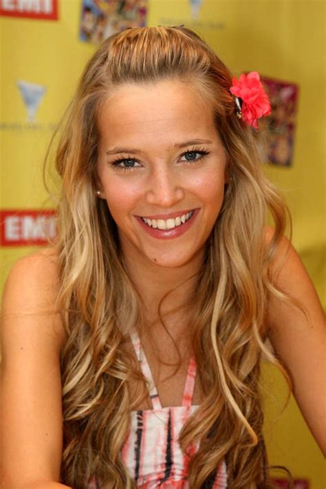 luisana lopilato video porno|LUISANA LOPILATO Nude .